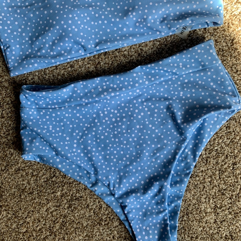 High waisted, full coverage bikini